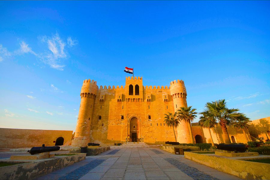 A Traveller’s Guide to Exploring Alexandria’s Culture by Car