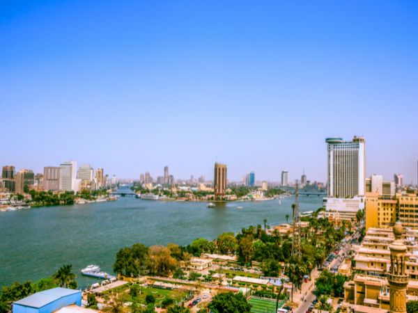 A Traveller’s Guide to Exploring Alexandria’s Culture by Car