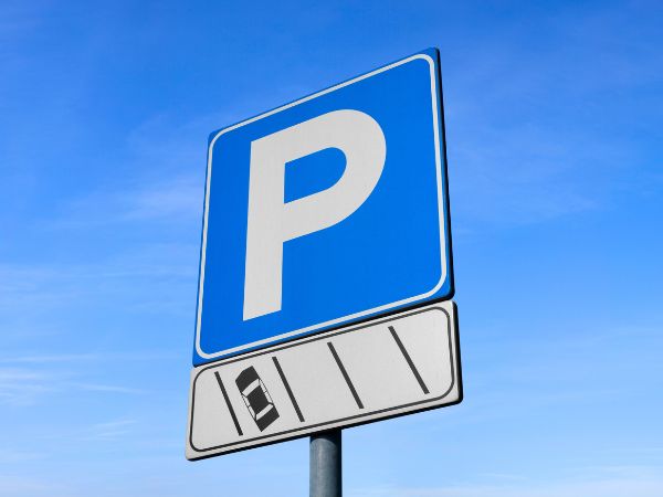Essential Parking Tips Every Traveller Needs for Stress-Free Travel in Cairo and Giza