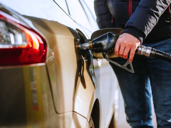What to Know About Fuel Stations and Road Etiquette in Egypt